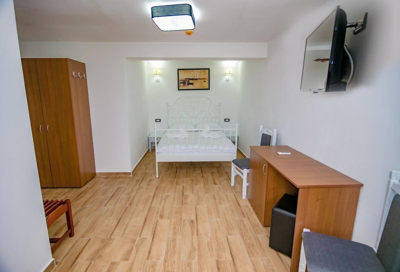 Casa Ypu Hotell Două Mai Exteriör bild